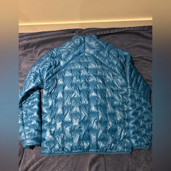 Patagonia Micro Puff Jacket - Picture 8 of 8